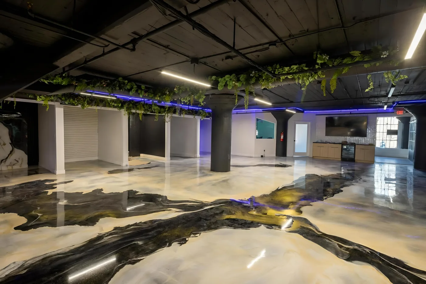 Lounge and bar area