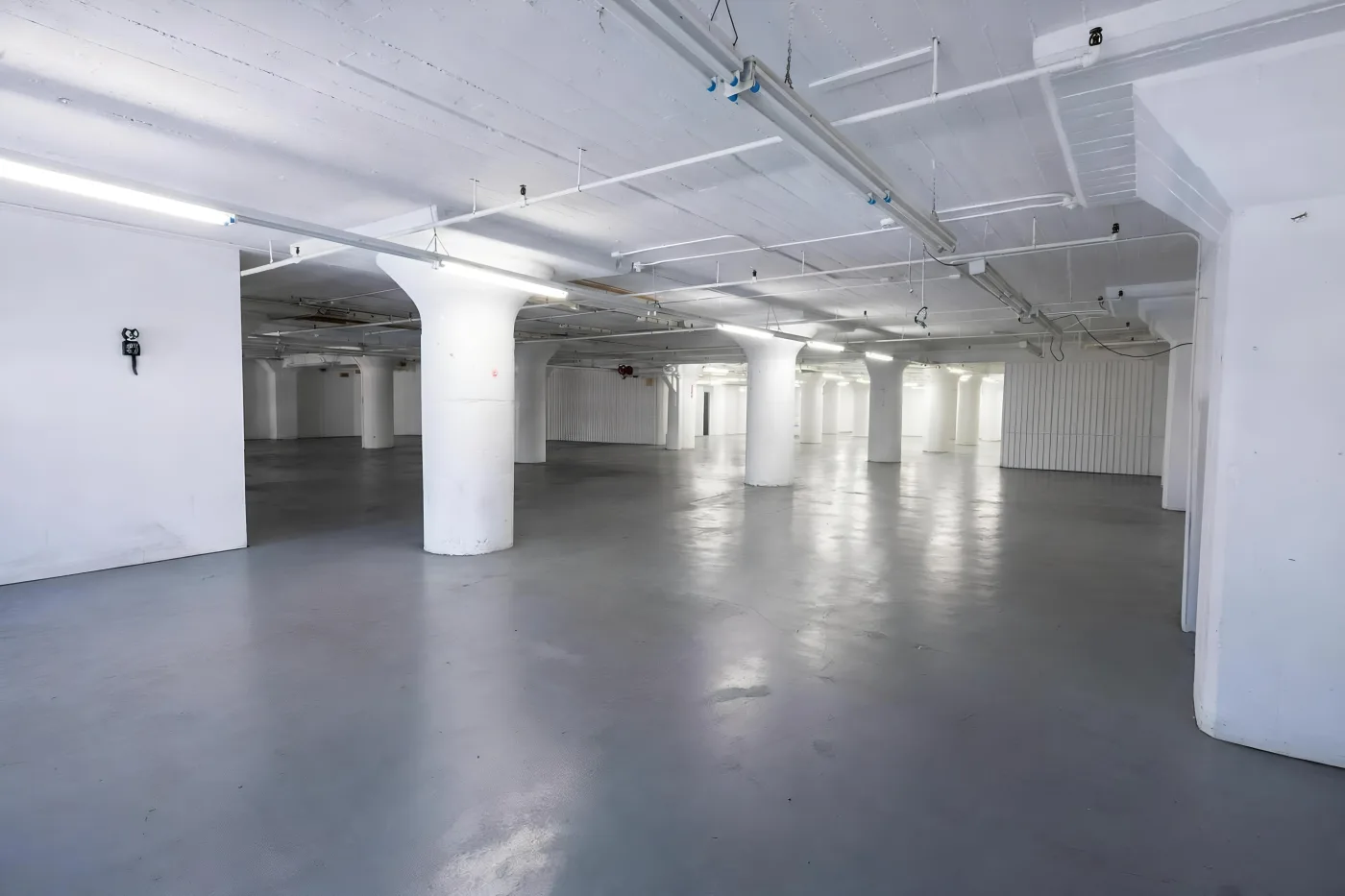 Warehouse floor with freight access