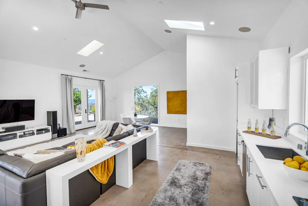 Living and kitchen