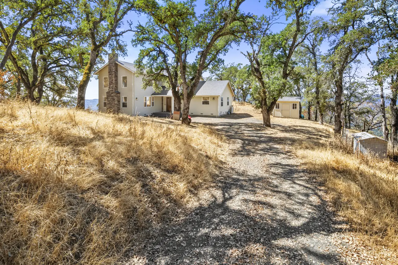 95 Longhorn Ridge Road — front elevation