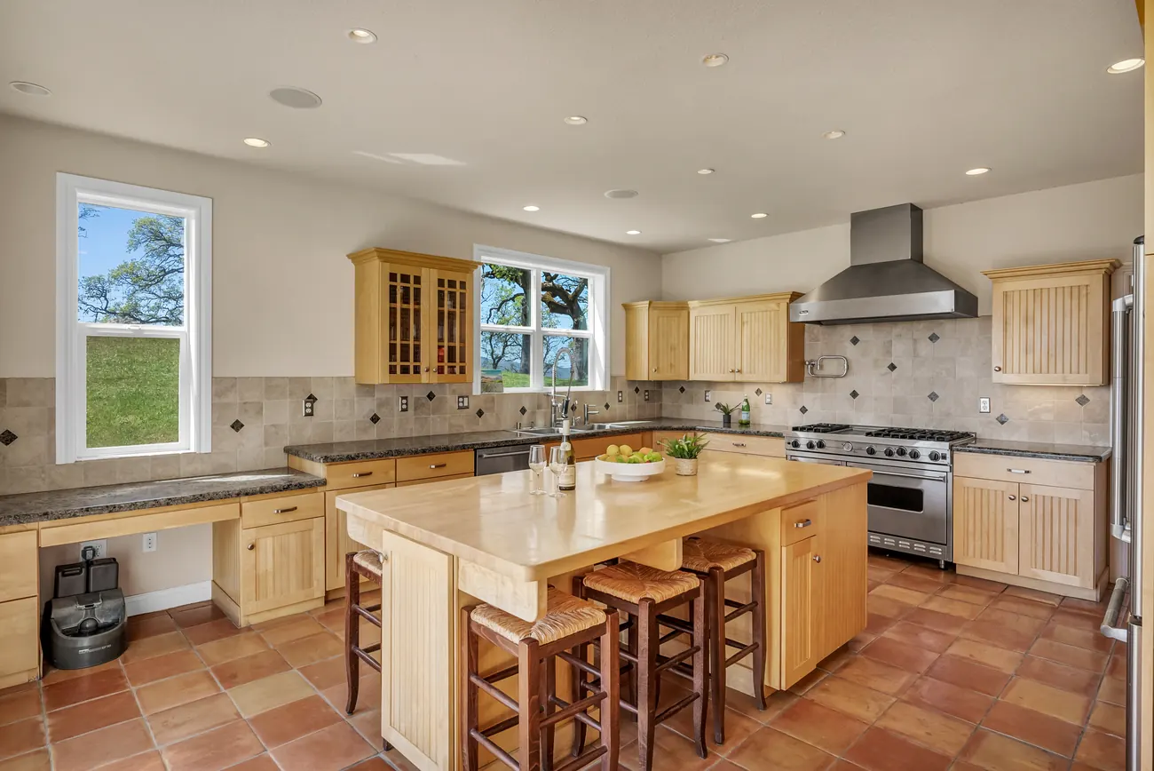 Chef's kitchen