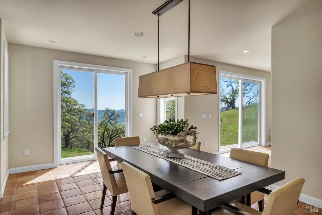 Primary suite